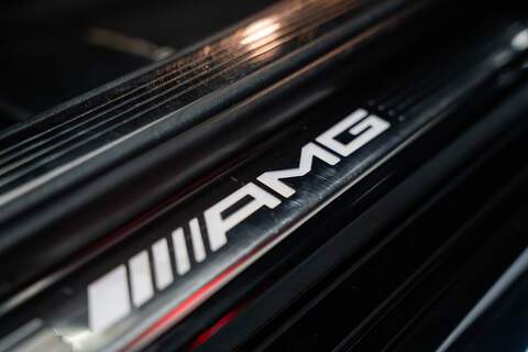 Mercedes-Benz S Class S63L V8 BiTurbo AMG - U300