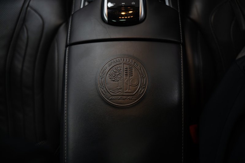 Mercedes-Benz S Class S63L V8 BiTurbo AMG - U300