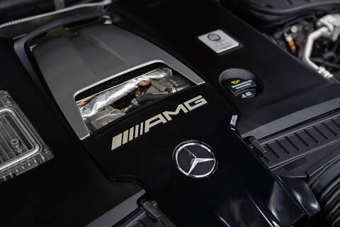 Mercedes-Benz S Class S63L V8 BiTurbo AMG - U300