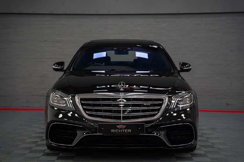 Mercedes-Benz S Class S63L V8 BiTurbo AMG - U300