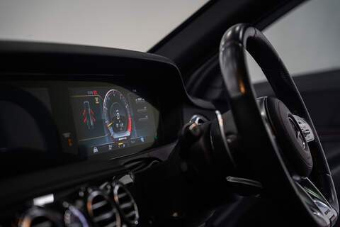 Mercedes-Benz S Class S63L V8 BiTurbo AMG - U300