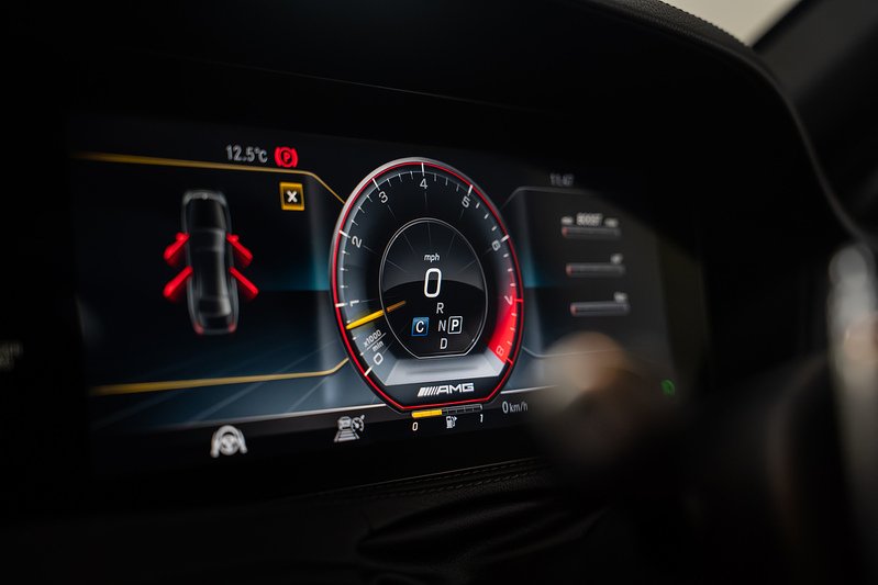 Mercedes-Benz S Class S63L V8 BiTurbo AMG - U300