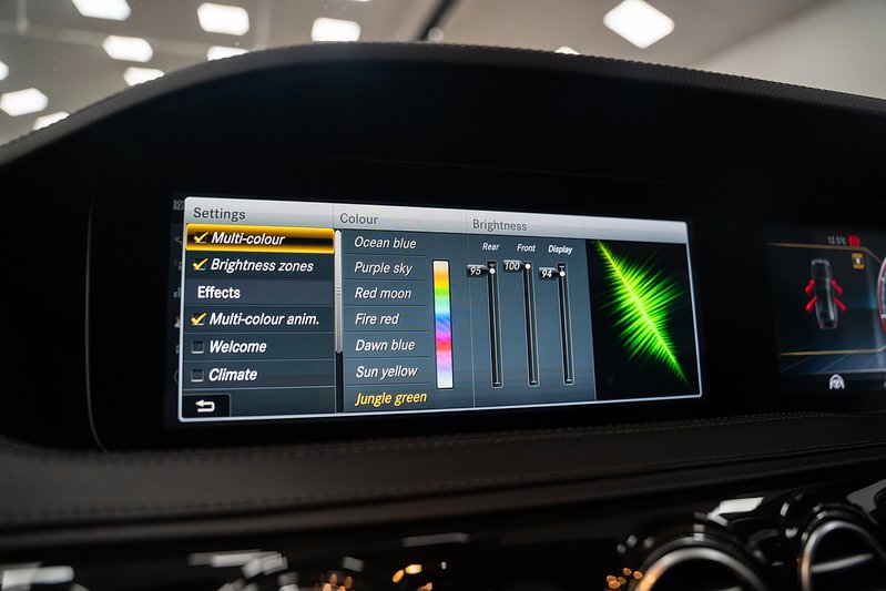 Mercedes-Benz S Class S63L V8 BiTurbo AMG - U300