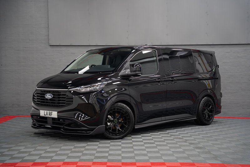 Ford Transit Custom LV-RF L1 H1 Limited 320 2.5L Phev - U303