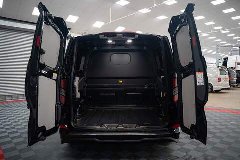 Ford Transit Custom LV-RF L1 H1 Limited 320 2.5L Phev - U303