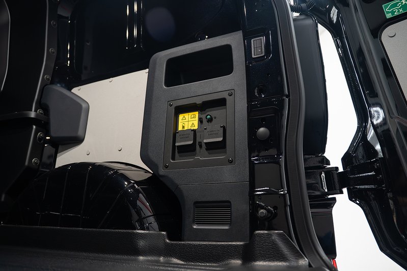 Ford Transit Custom LV-RF L1 H1 Limited 320 2.5L Phev - U303