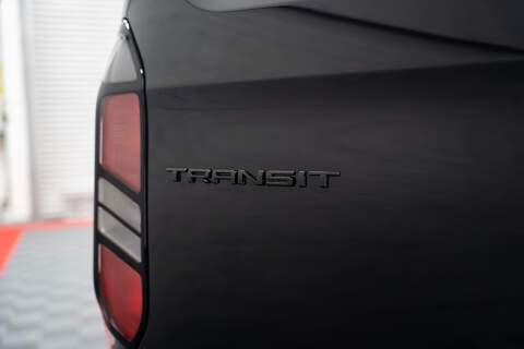 Ford Transit Custom LV-RF L1 H1 Limited 320 2.5L Phev - U303