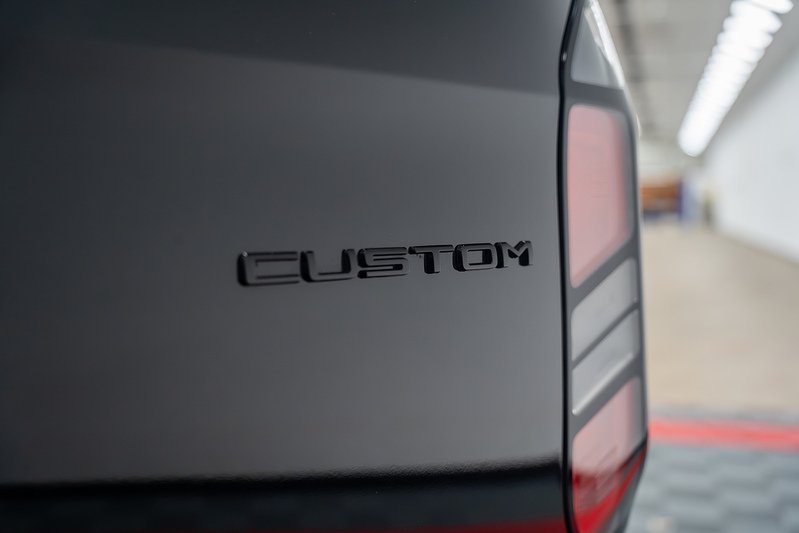 Ford Transit Custom LV-RF L1 H1 Limited 320 2.5L Phev - U303