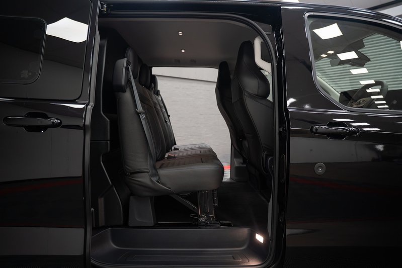 Ford Transit Custom LV-RF L1 H1 Limited 320 2.5L Phev - U303