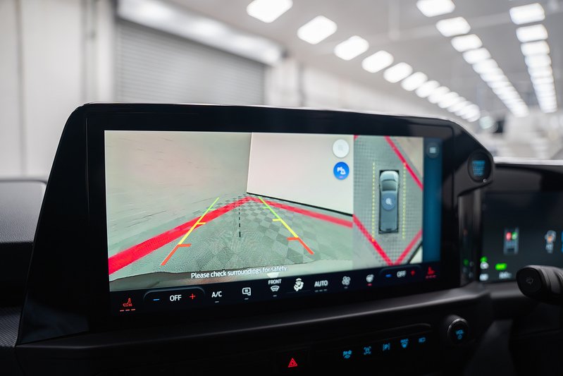 Ford Transit Custom LV-RF L1 H1 Limited 320 2.5L Phev - U303