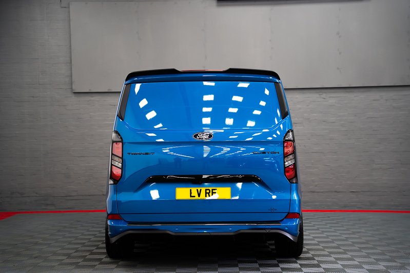 Ford Transit Custom LV-RF L2 H1 170PS Limited 320 - U304