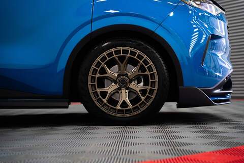 Ford Transit Custom LV-RF L2 H1 170PS Limited 320 - U304