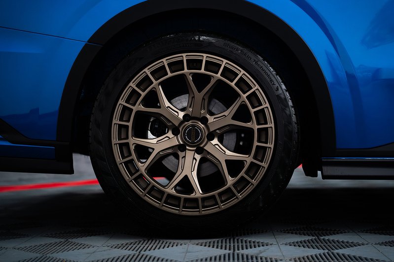 Ford Transit Custom LV-RF L2 H1 170PS Limited 320 - U304