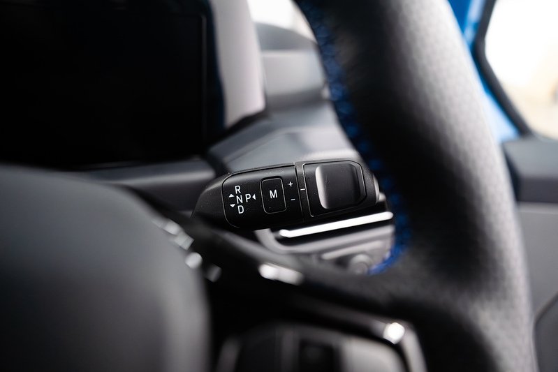 Ford Transit Custom LV-RF L2 H1 170PS Limited 320 - U304