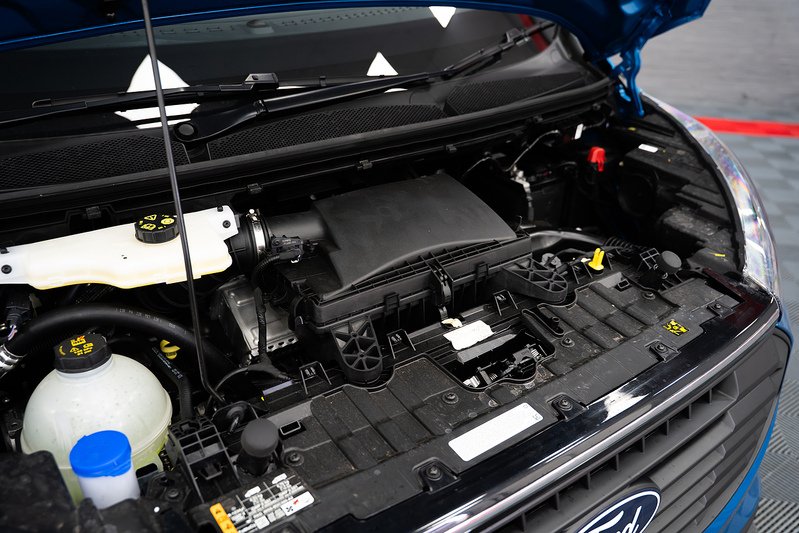 Ford Transit Custom LV-RF L2 H1 170PS Limited 320 - U304