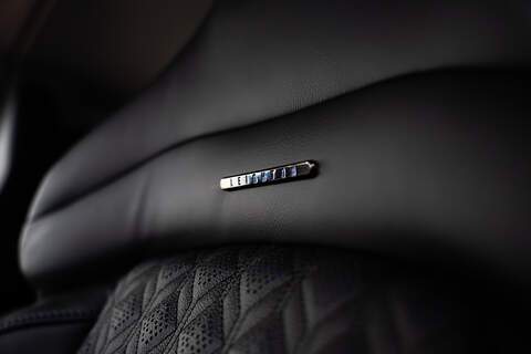 Ford Transit Custom LV-RF L2 H1 170PS Limited 320 - U304