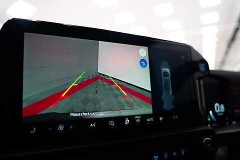 Ford Transit Custom LV-RF L2 H1 170PS Limited 320 - U304