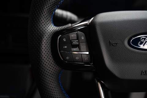 Ford Transit Custom LV-RF Limited/Titanium DCIV 320 L2 H1 - U305