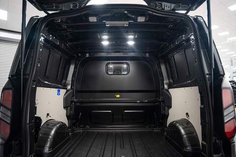 Ford Transit Custom LV-RF Limited/Titanium DCIV 320 L2 H1 - U305