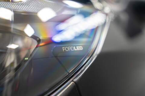 Ford Transit Custom LV-RF Limited/Titanium DCIV 320 L2 H1 - U305