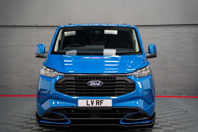Ford Transit Custom LV-RF PV Limited L2 PHEV 2 Seater - U306