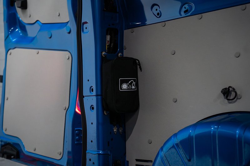 Ford Transit Custom LV-RF PV Limited L2 PHEV 2 Seater - U306