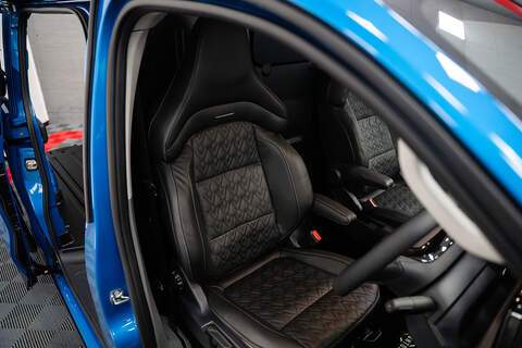 Ford Transit Custom LV-RF PV Limited L2 PHEV 2 Seater - U306