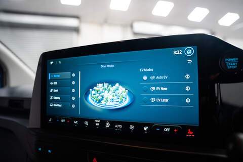 Ford Transit Custom LV-RF PV Limited L2 PHEV 2 Seater - U306