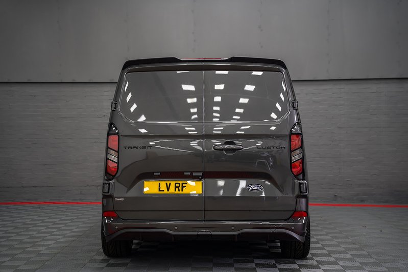 Ford Transit Custom LV-RF PV Limited 320 L2 3 Seater 2.5L PHEV - U307