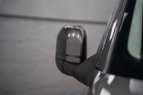 Ford Transit Custom LV-RF PV Limited 320 L2 3 Seater 2.5L PHEV - U307