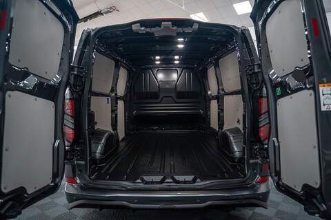 Ford Transit Custom LV-RF PV Limited 320 L2 3 Seater 2.5L PHEV - U307
