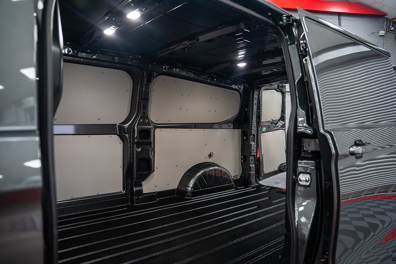 Ford Transit Custom LV-RF PV Limited 320 L2 3 Seater 2.5L PHEV - U307