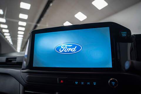 Ford Transit Custom LV-RF PV Limited 320 L2 3 Seater 2.5L PHEV - U307