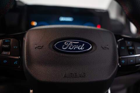 Ford Transit Custom LV-RF PV Limited 320 L2 3 Seater 2.5L PHEV - U307