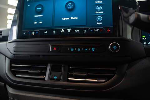 Ford Transit Custom LV-RF PV Limited 320 L2 3 Seater 2.5L PHEV - U307