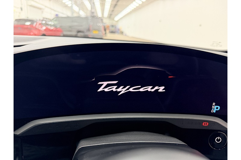 Porsche Taycan Performance Plus 4S - U309