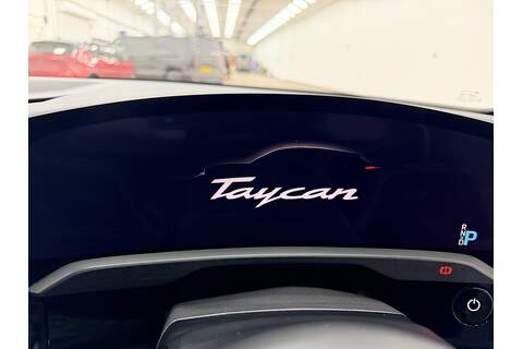 Porsche Taycan Performance Plus 4S - U309