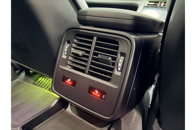 Porsche Taycan Performance Plus 4S - U309