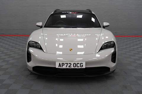 Porsche Taycan Performance Plus 4S - U309