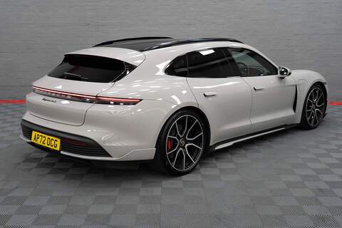 Porsche Taycan Performance Plus 4S - U309