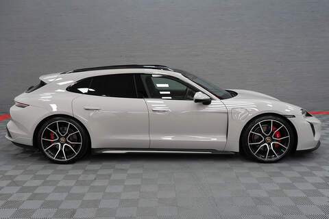 Porsche Taycan Performance Plus 4S - U309