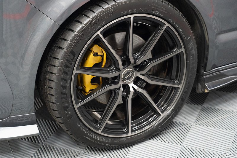 Volkswagen Transporter BiTDI T32 Highline - U311