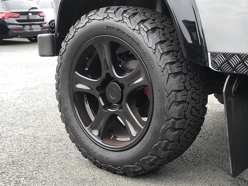 Land Rover Defender 90 TDCi County - U1067