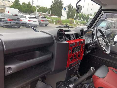 Land Rover Defender 90 TDCi County - U1067