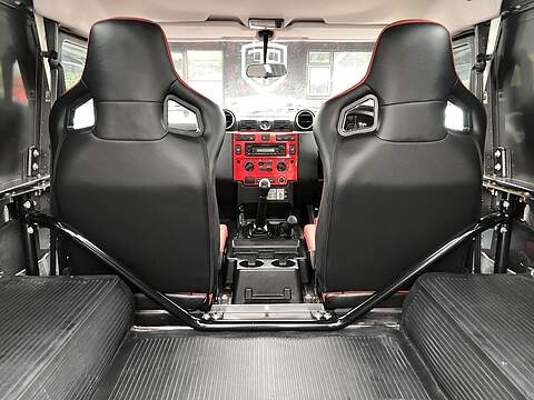 Land Rover Defender 90 TDCi County - U1067