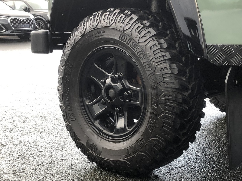 Land Rover Defender 90 TDCi - U1269