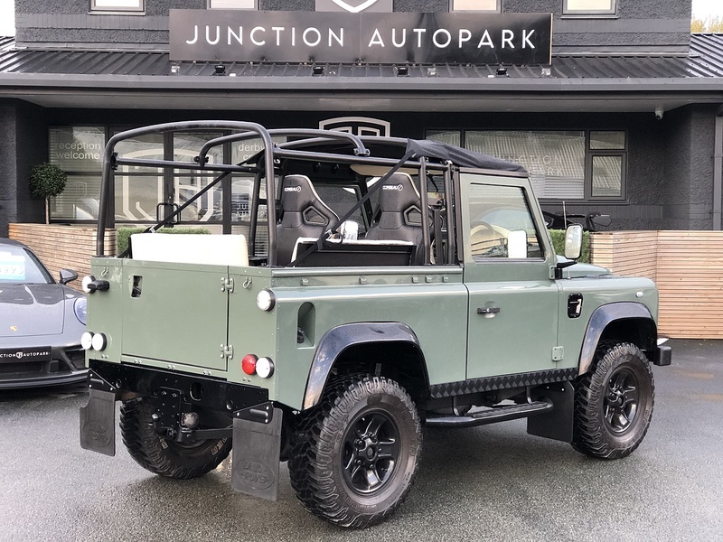 Land Rover Defender 90 TDCi - U1269