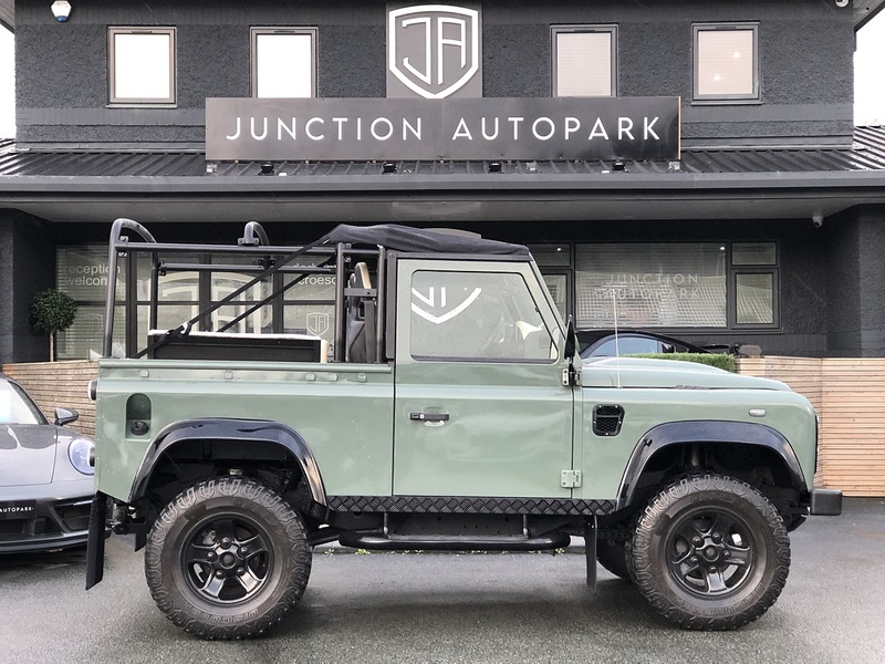Land Rover Defender 90 TDCi - U1269