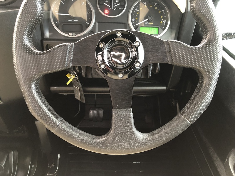 Land Rover Defender 90 TDCi - U1269