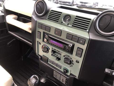 Land Rover Defender 90 TDCi - U1269